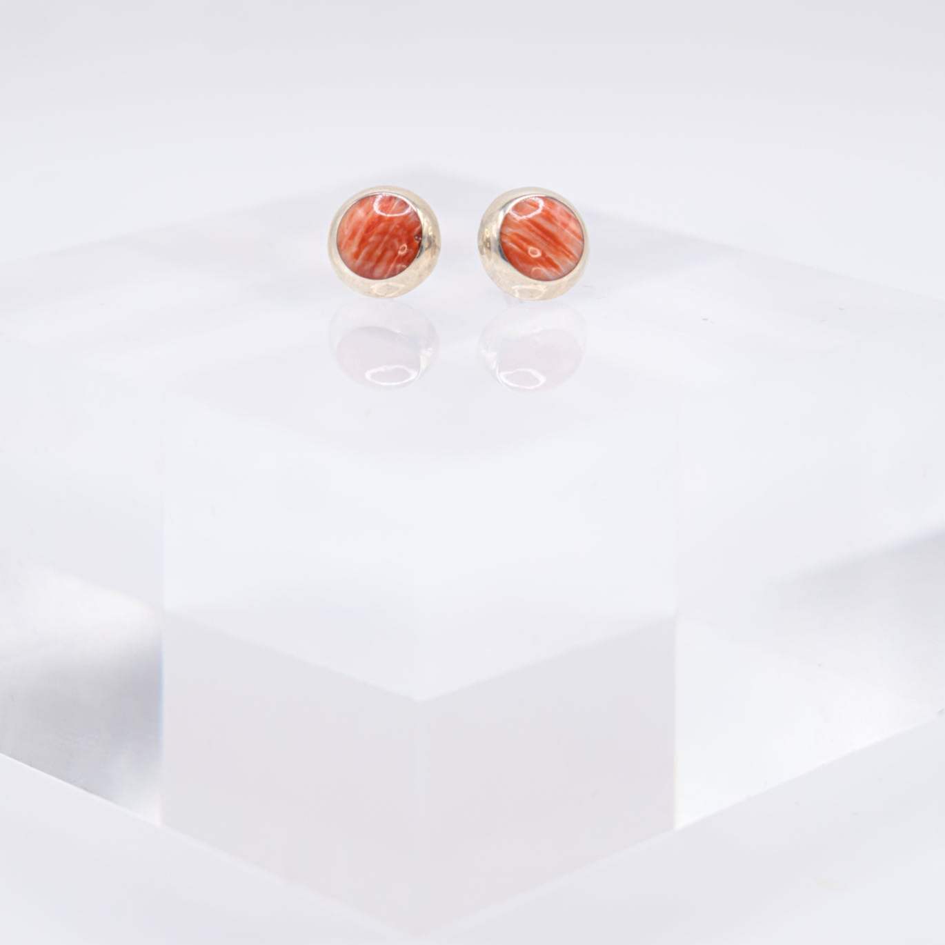 Stud Earrings - Spondylus