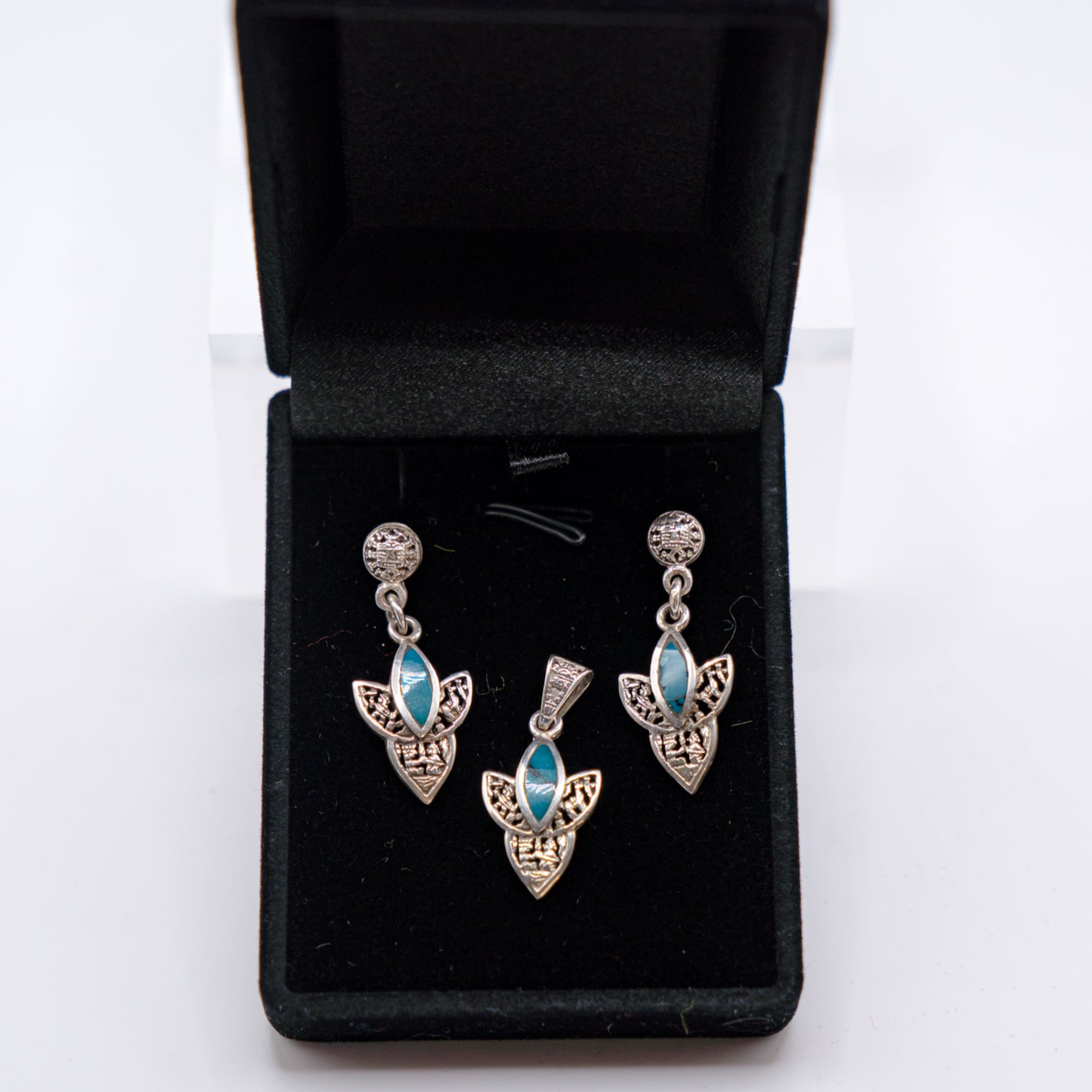 Earrings & Pendant Set - Turquoise Tumi