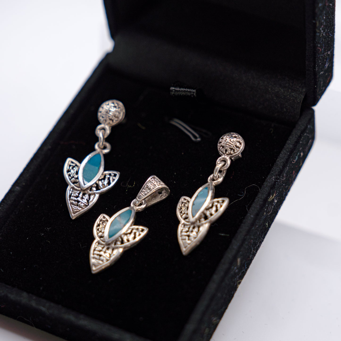 Earrings & Pendant Set - Turquoise Tumi