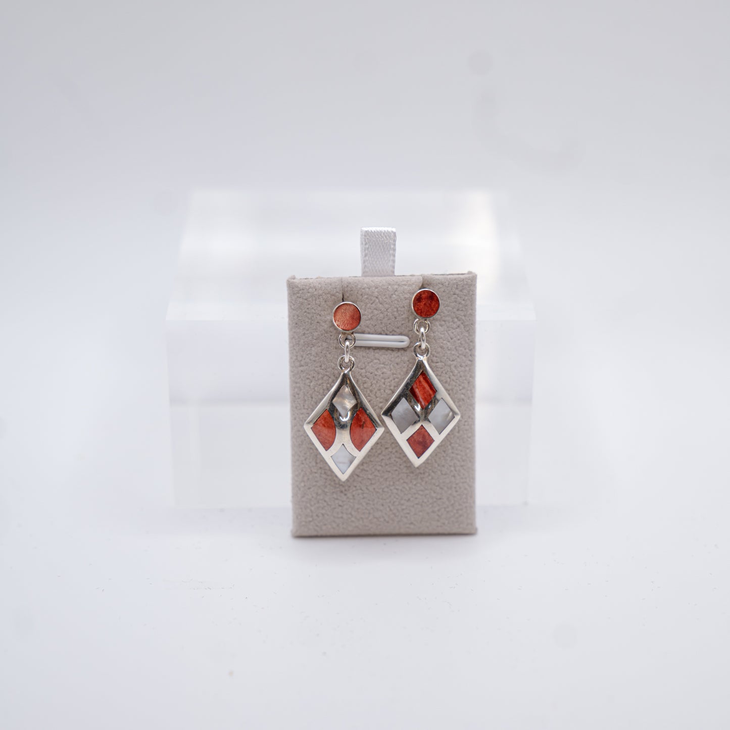 Earrings & Pendant Set - Spondylus, Mother of Pearl